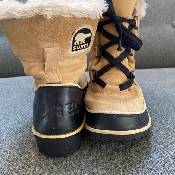 Sorel winter boots size 6 - Picture 5 of 5